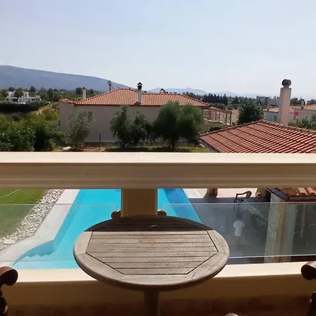 Villa Irene Evia, 4 Bdr, Pool, 500m To Magoula (Evia)