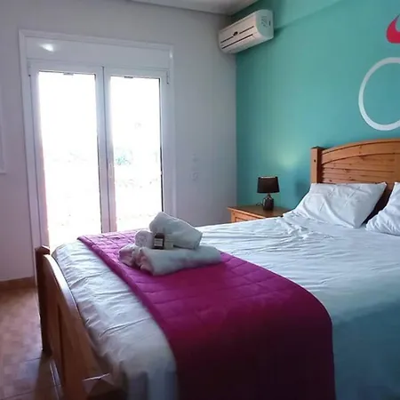 Irene Evia, 4 Bdr, Pool, 500m To Villa