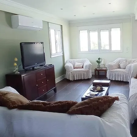 Villa Irene Evia, 4 Bdr, Pool, 500m To *